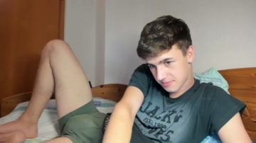 Justanormaldick69  11-08-2021 video Flash feet